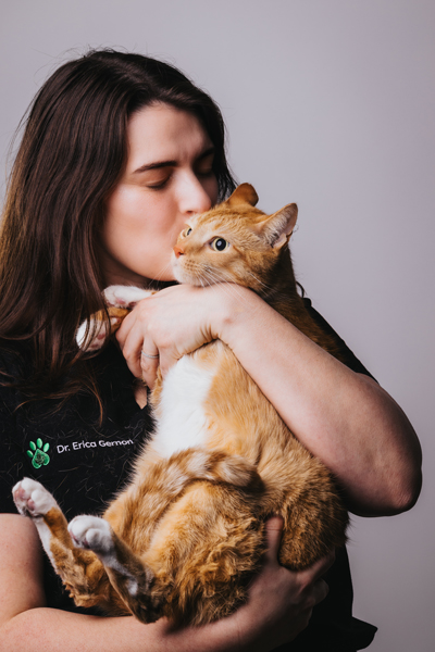 erica_with_cat